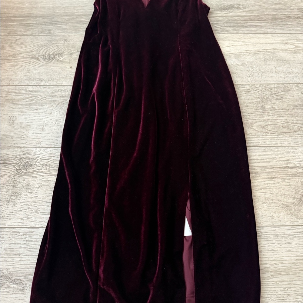 Donna Morgan Velvet Wine Dress